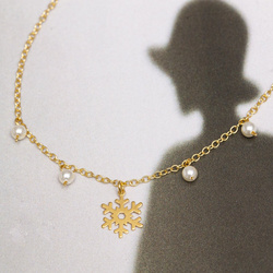 Srebrny naszyjnik PERŁY SWAROVSKI i ŚNIEŻYNKA 925