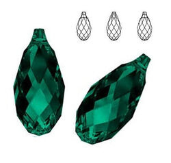 6010 MM 17 Swarovski Briolette AQUAMARINE