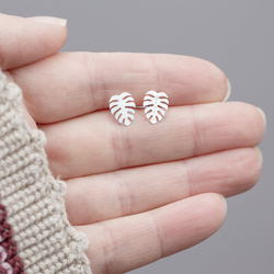SZTp-304 silver monstera stud earring - silver 925 rhodium