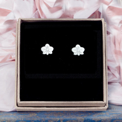 SZTZ-382 Srebrne kolczyki kwiat orchidea - srebro