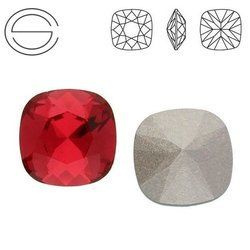 4470 MM 12 Swarovski Square SCARLET F